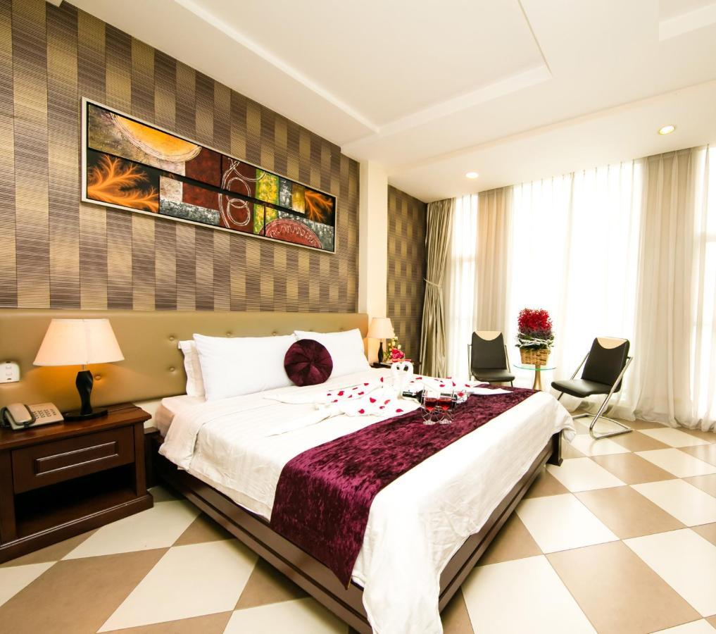 Quy Hung Khách sạn 3*